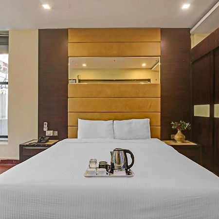 Oyo Townhouse 707 Grand Krishna Otel Haydarabad Dış mekan fotoğraf
