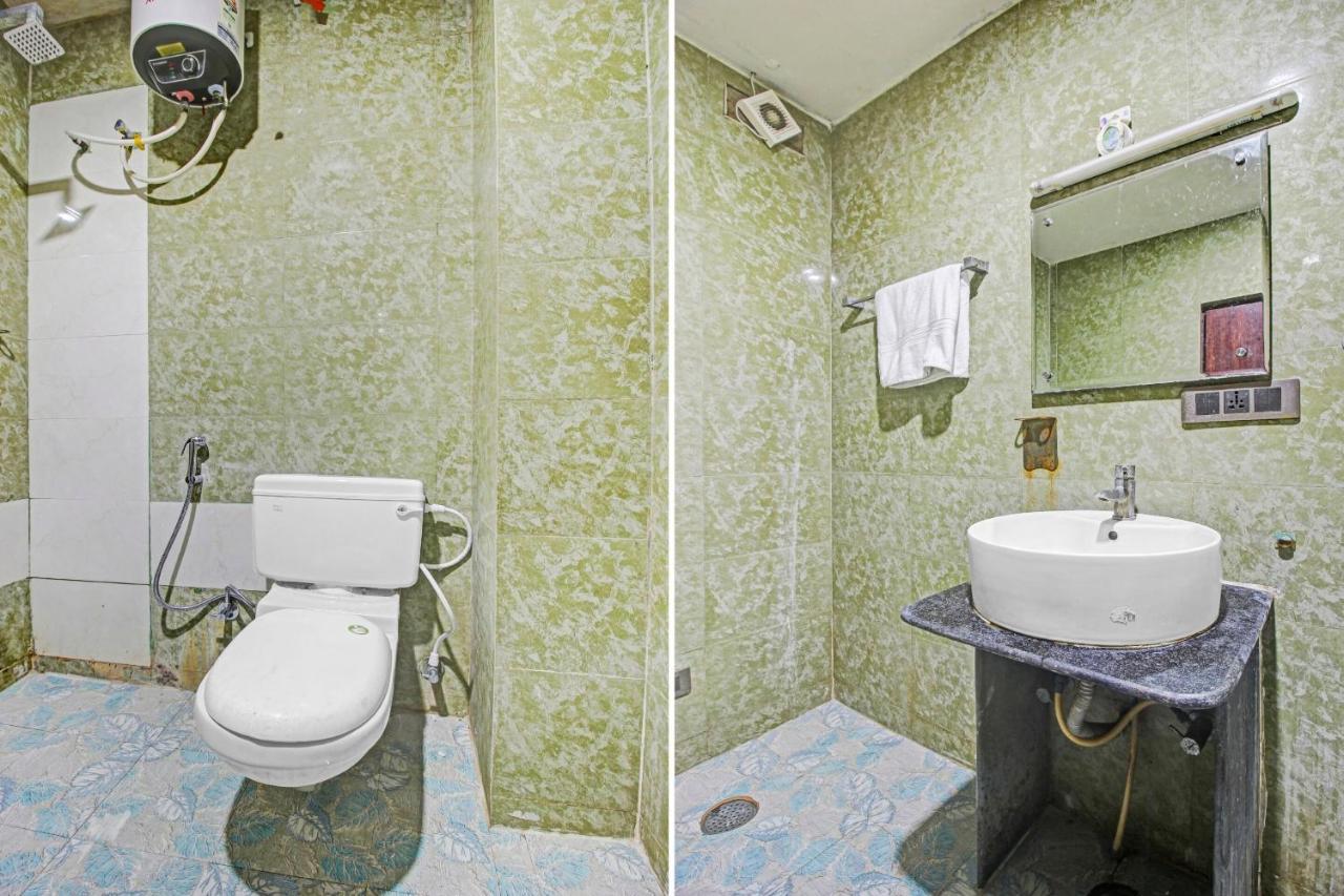 Oyo Townhouse 707 Grand Krishna Otel Haydarabad Dış mekan fotoğraf