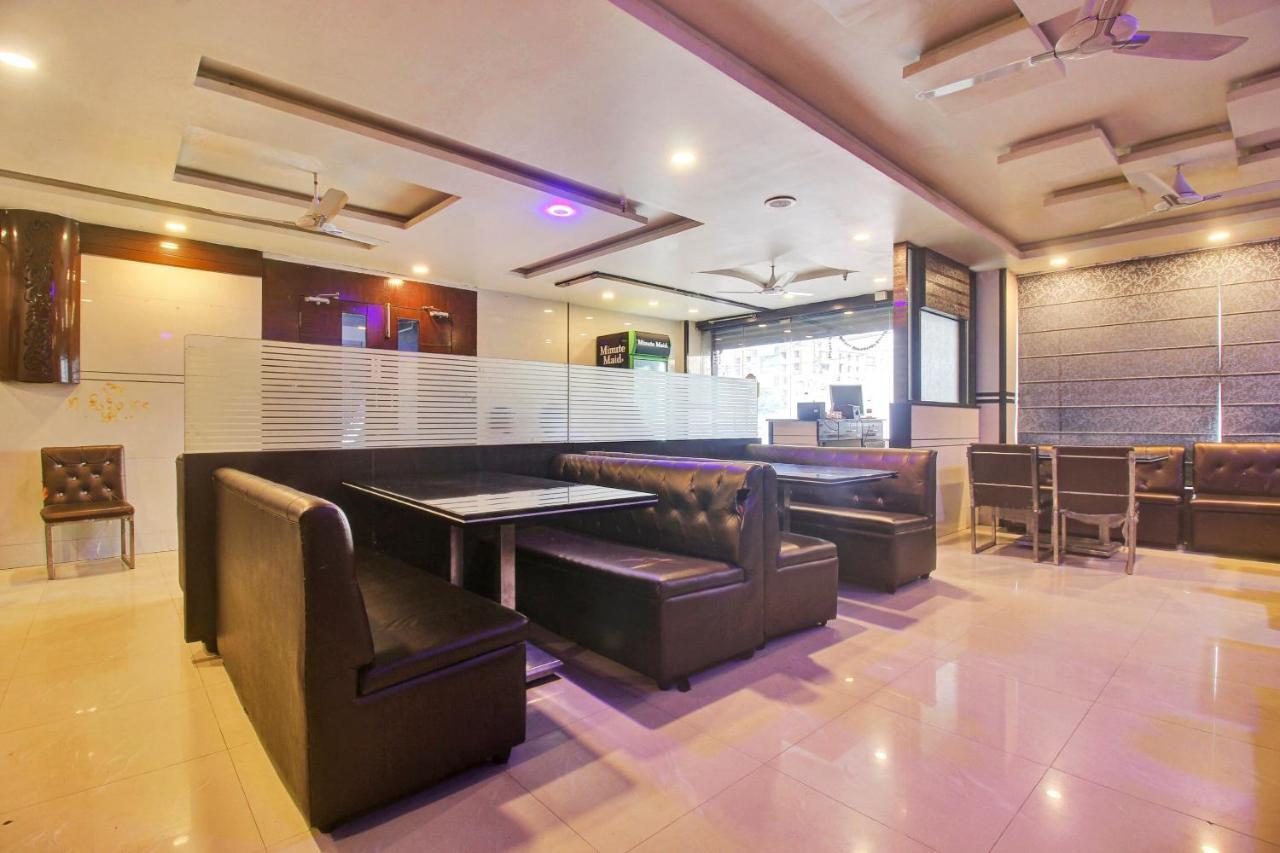 Oyo Townhouse 707 Grand Krishna Otel Haydarabad Dış mekan fotoğraf